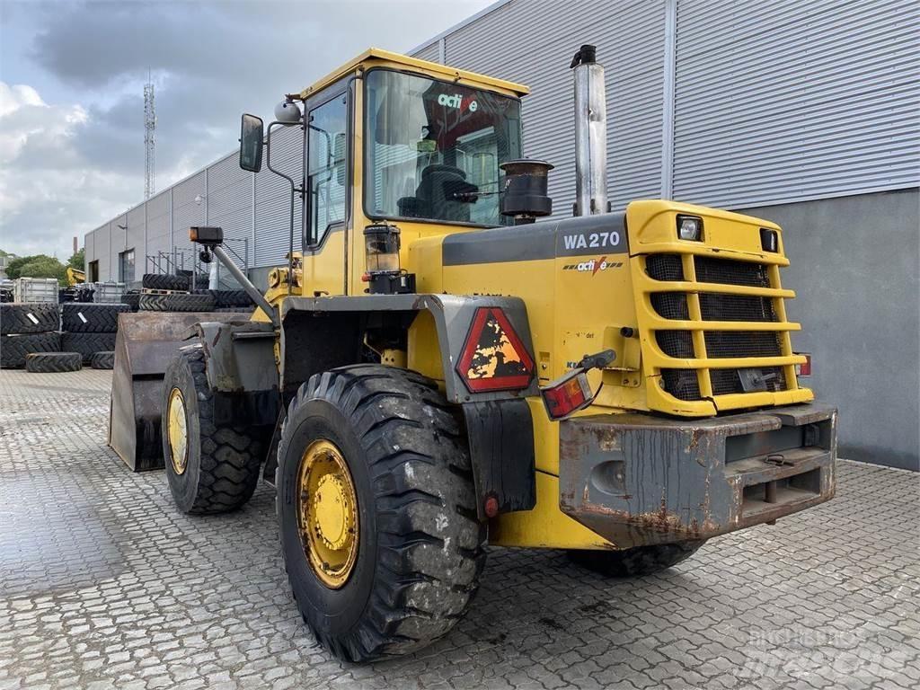 Komatsu WA270-3 Wheel loaders