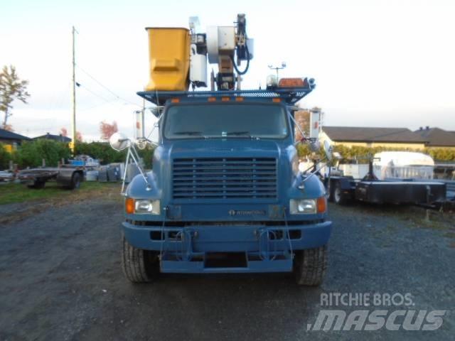 International F 4900 Truck mounted aerial platforms