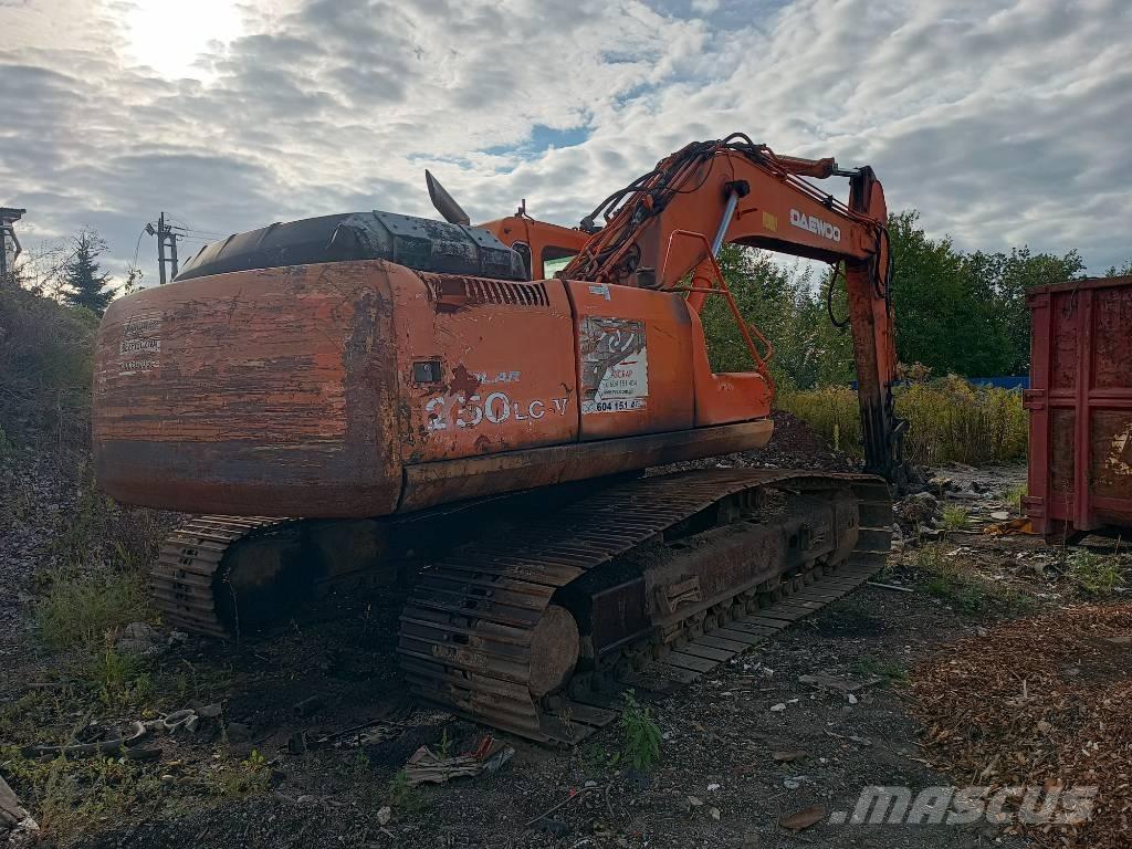 Daewoo S-250 LC-V Crawler excavators