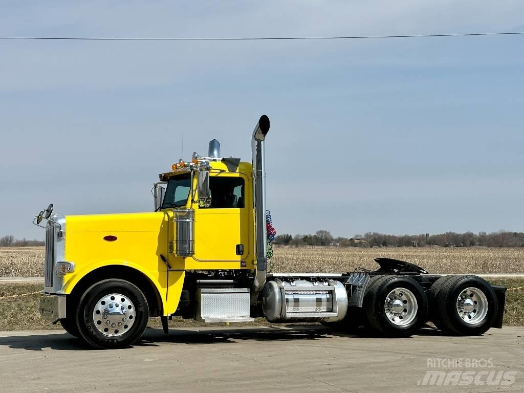 Peterbilt 389 Truck Tractor Units
