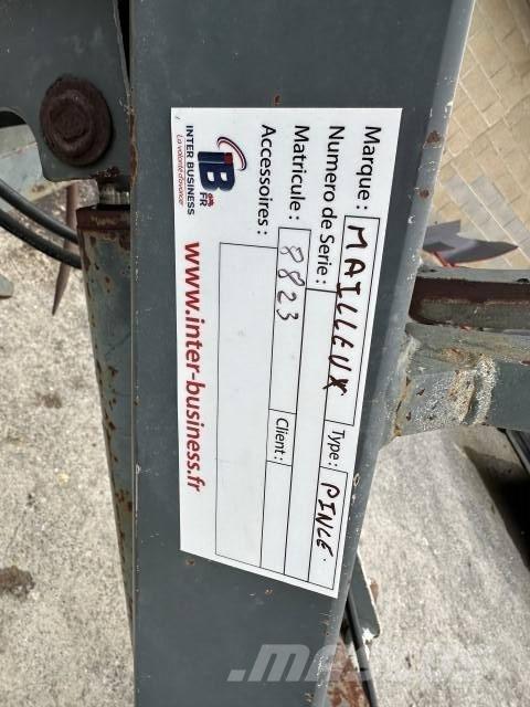 Mailleux MANIBALLE Bale clamps