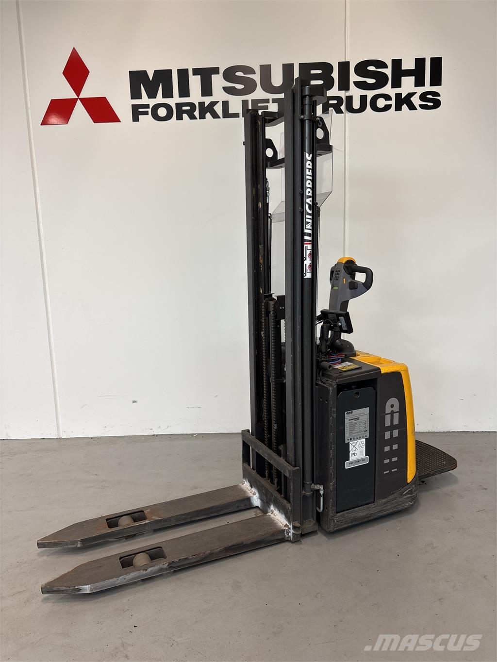 Atlet PSP125 Self propelled stackers