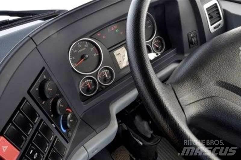 Powerstar VX 2642S Other trucks