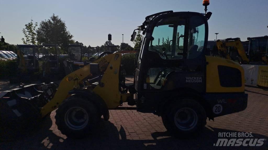 Wacker Neuson WL32 Wheel loaders