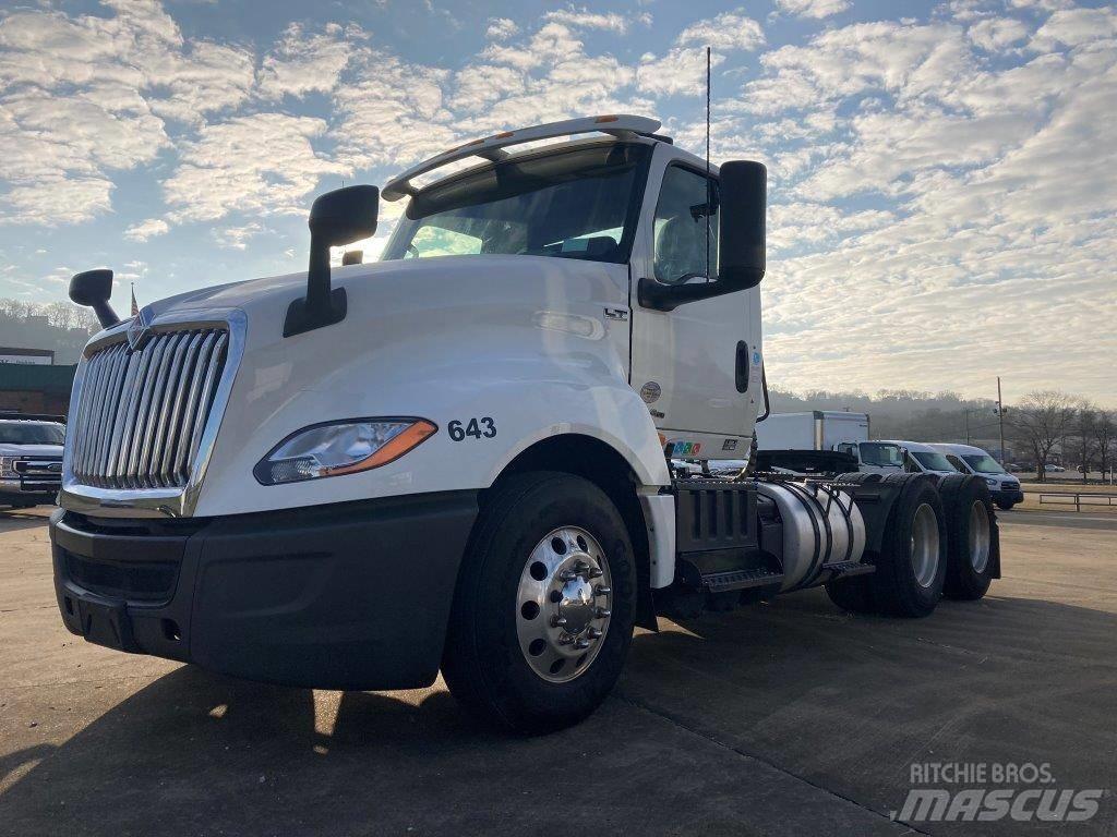 International LT Truck Tractor Units