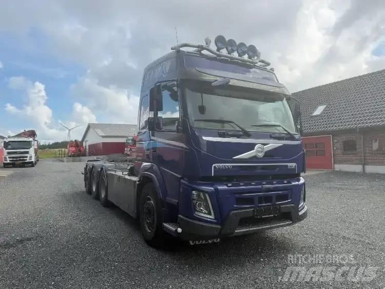Volvo FMX 500 8x4 Demountable trucks