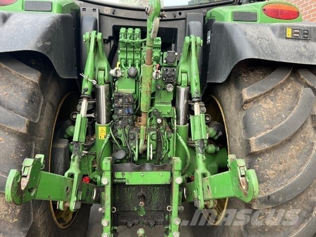 John Deere 6R 215 Tractors