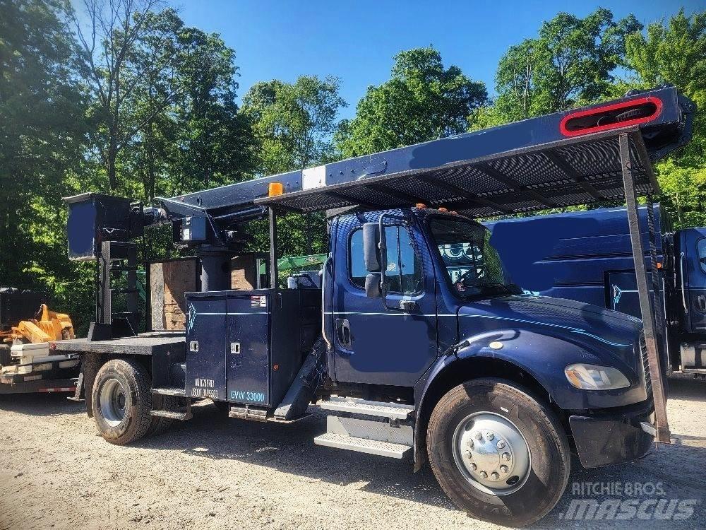 Freightliner M2106 Truck mounted aerial platforms