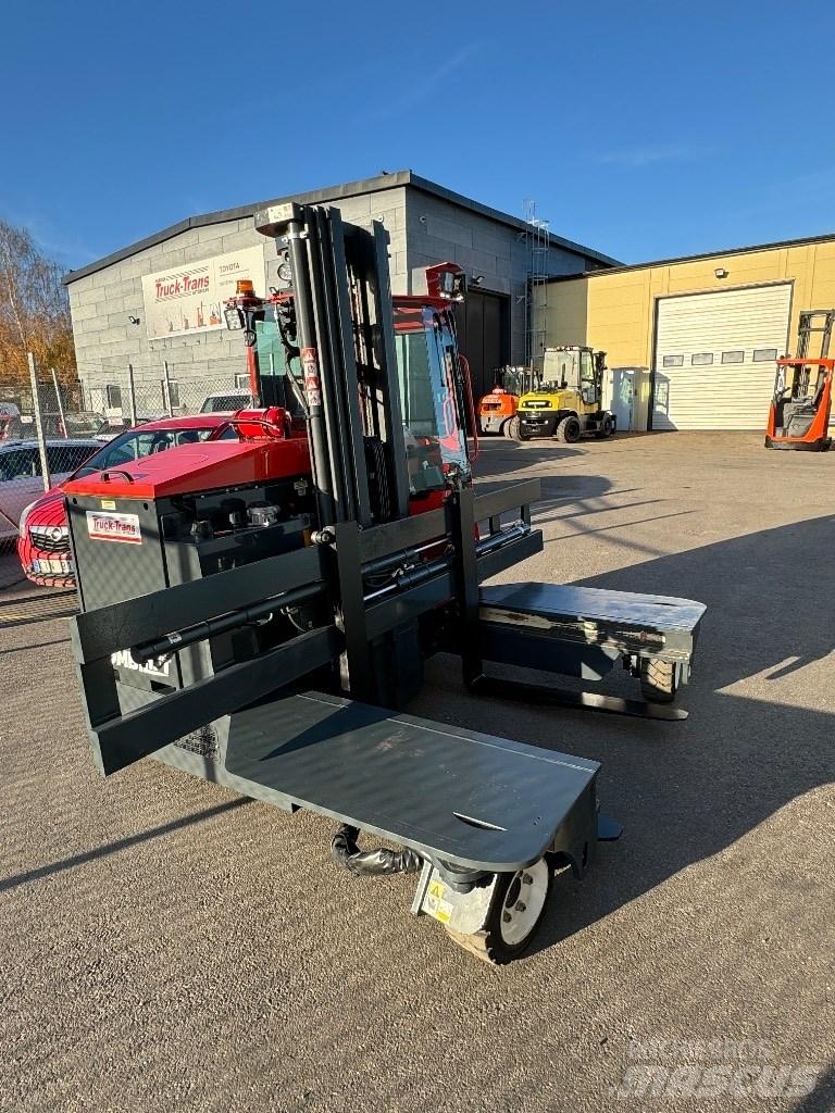 Combilift C3000ET 4-way reach truck