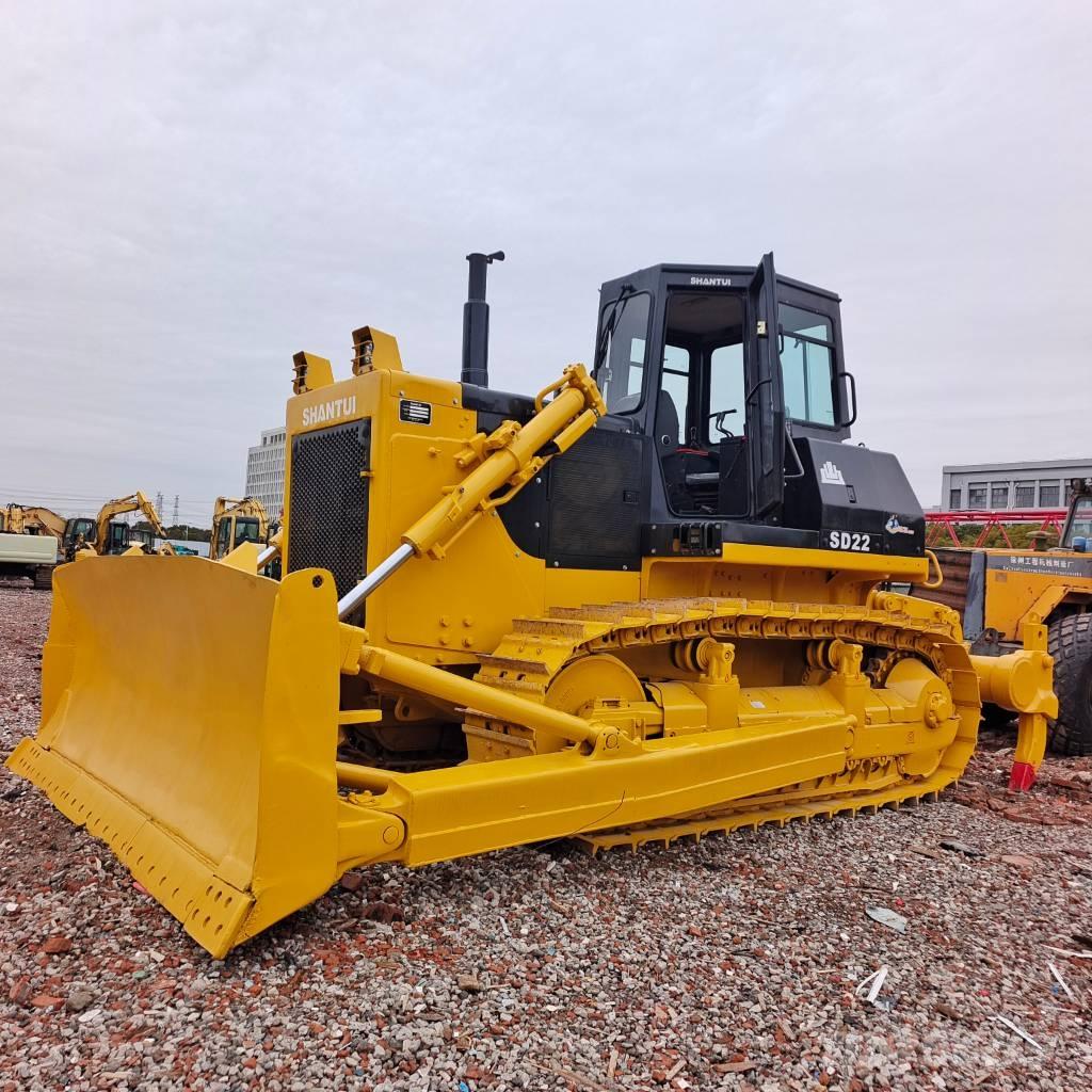 Shantui SD 22 Crawler dozers