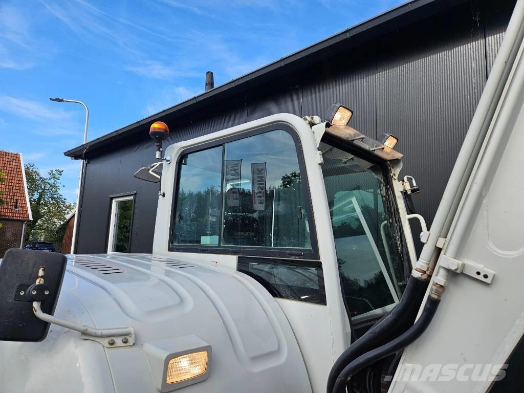 Takeuchi TB 290 Midi excavators  7t - 12t