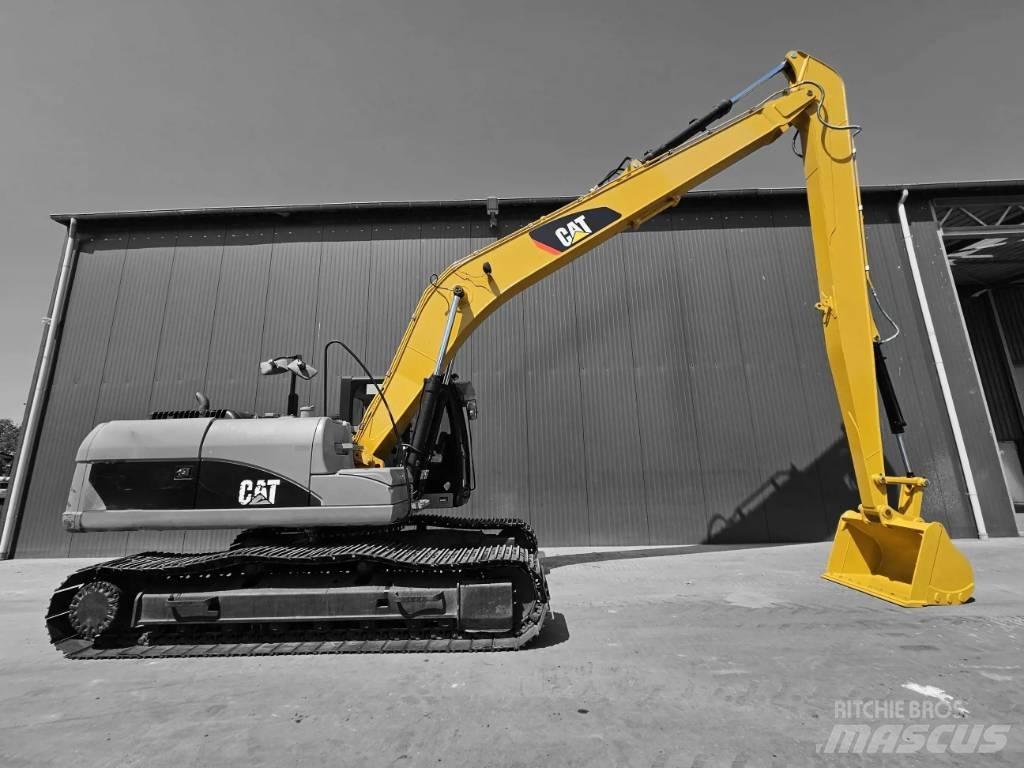 CAT 323E 18m Set TLB's