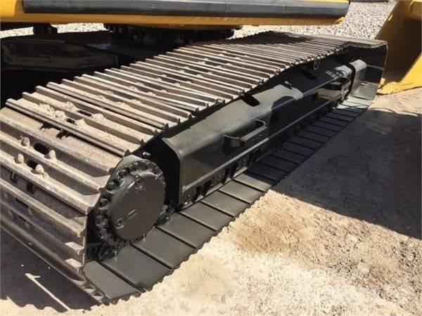 CAT 325 D L Crawler excavators