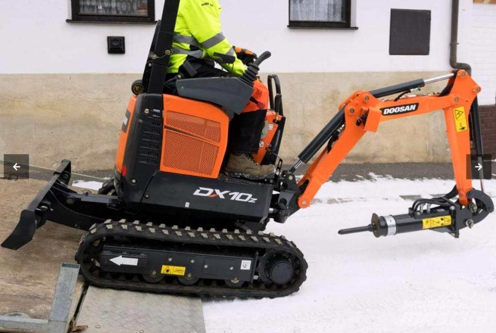 Develon DX10Z Mini excavators < 7t