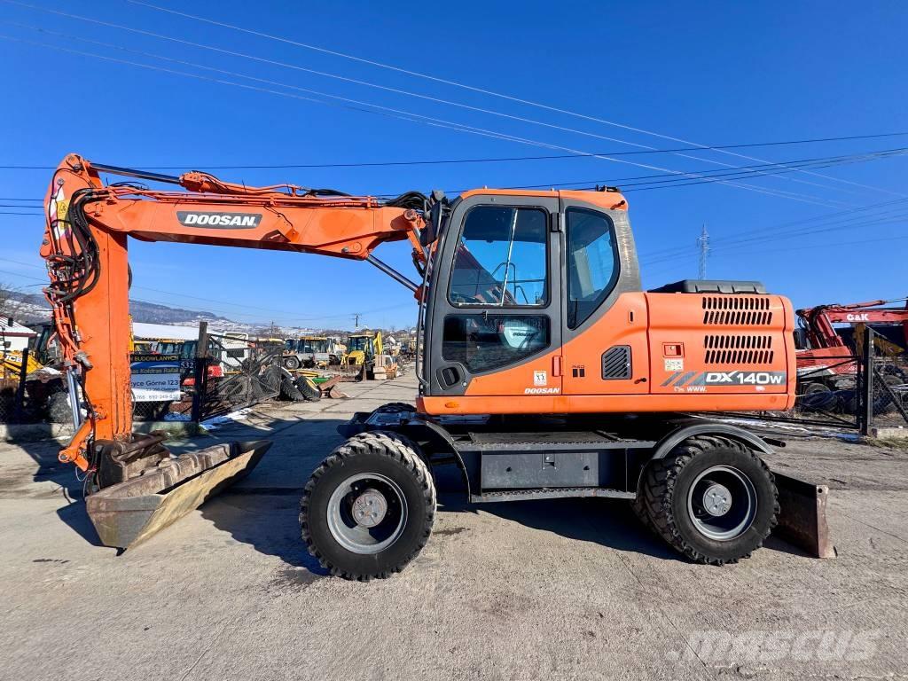 Doosan DX 140 W-3 Wheeled excavators