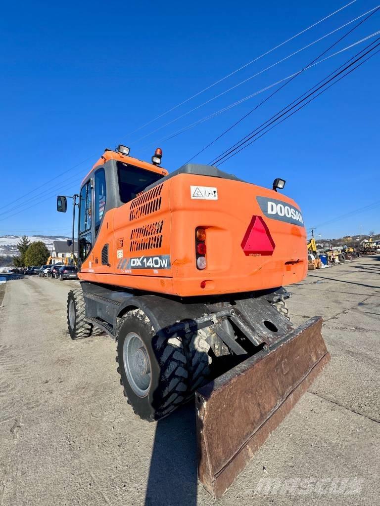 Doosan DX 140 W-3 Wheeled excavators