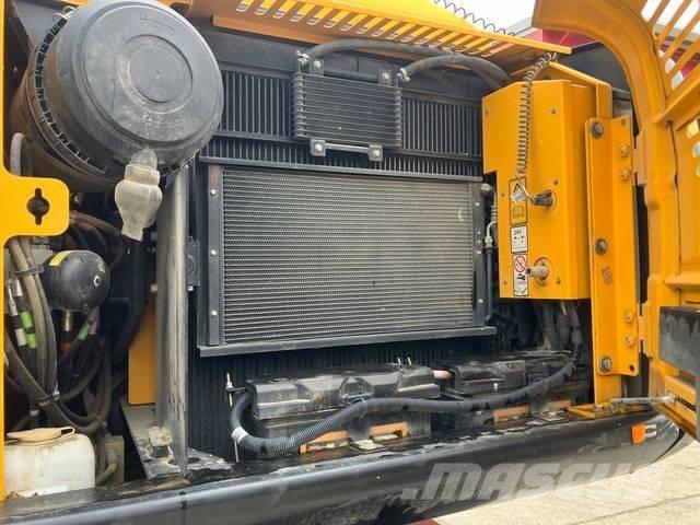 JCB JS 175 W Wheeled excavators