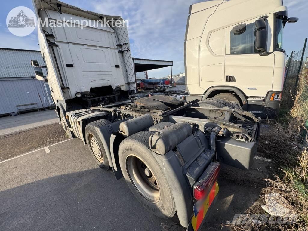 Scania R 440 Truck Tractor Units
