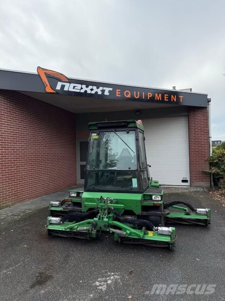 John Deere 1903 Riding mowers