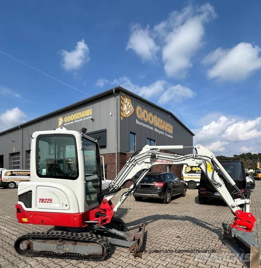 Takeuchi TB 225 Mini excavators < 7t