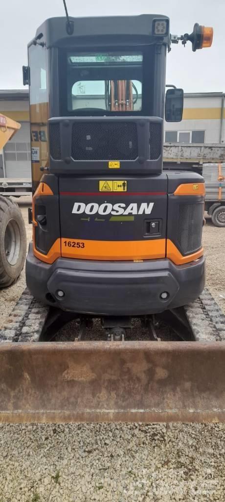 Develon DX 35 Z-7 Mini excavators < 7t