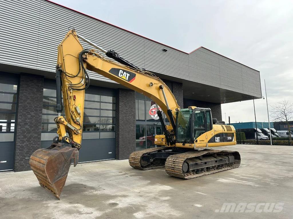 CAT 325 DL Crawler excavators
