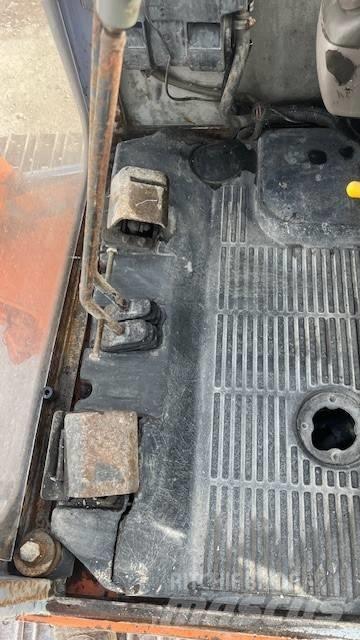 Hitachi EX 30 Mini excavators < 7t