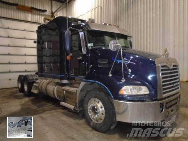 Mack CXU 613 Truck Tractor Units