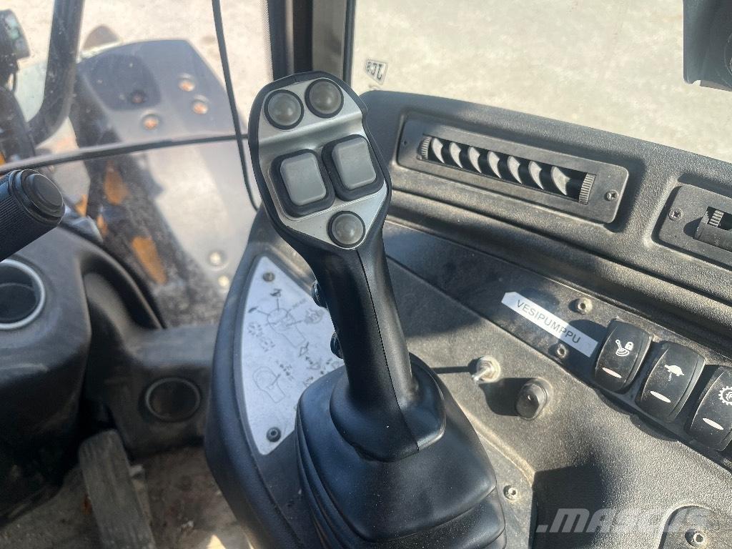 JCB 409 / Myyty, Sold Wheel loaders
