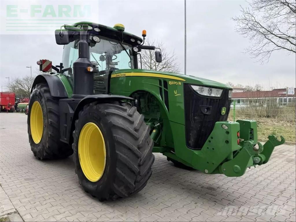 John Deere 8370 r Tractors