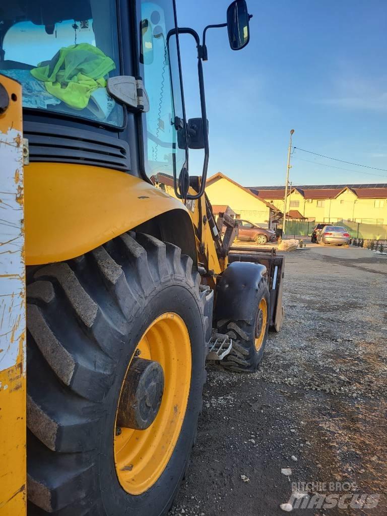 JCB 3 CX TLB's