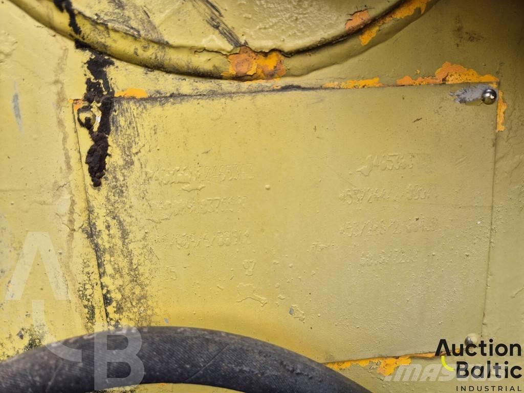 JCB 4 CX TLB's