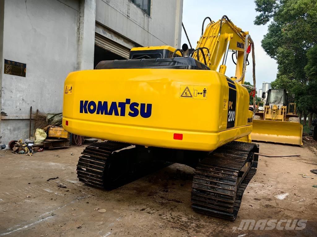 Komatsu PC 200-7 Crawler excavators