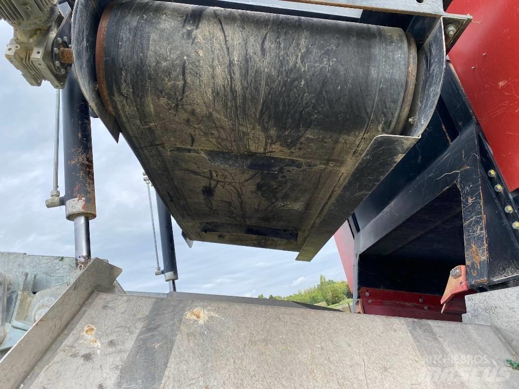 SBM Jawmax 200 Mobile crushers