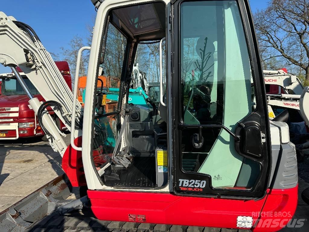 Takeuchi TB250 Mini excavators < 7t