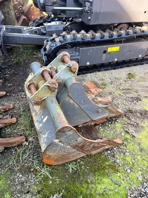 Volvo EC 18 E Mini excavators < 7t