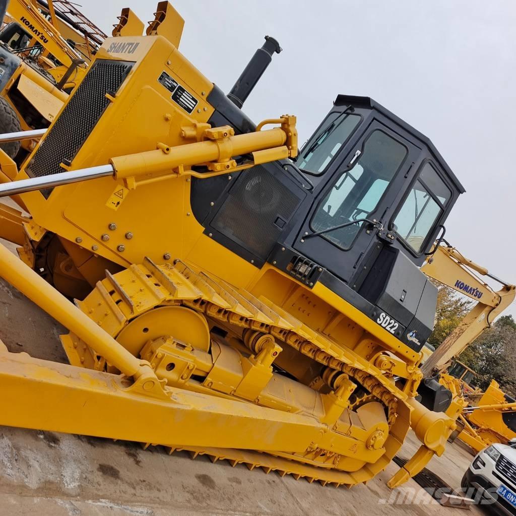 Shantui SD 22 Crawler dozers