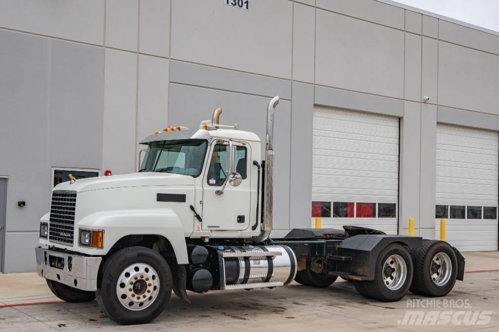 Mack Pinnacle Truck Tractor Units