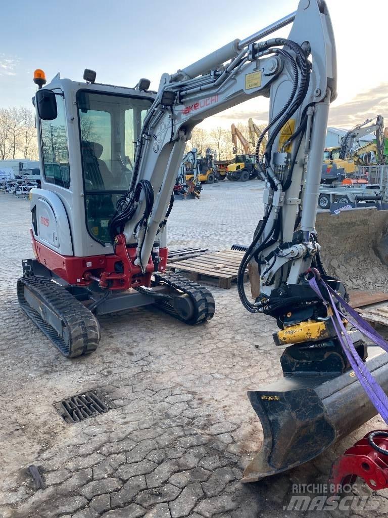 Takeuchi TB 225 Mini excavators < 7t