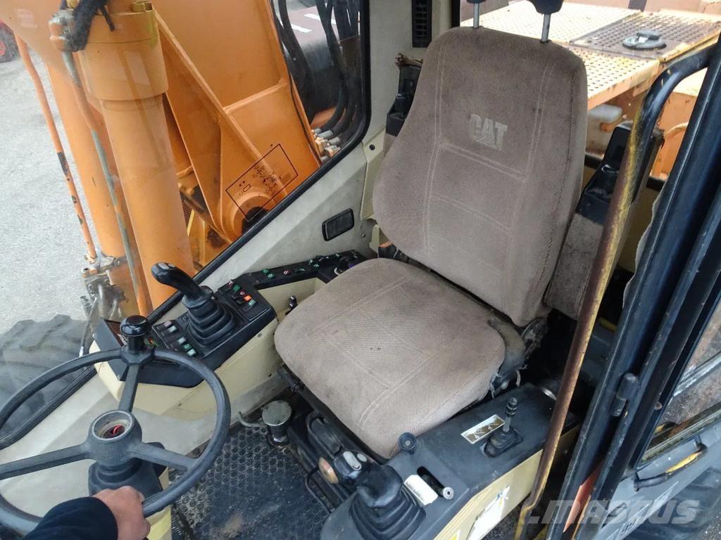 CAT M315 Wheeled excavators