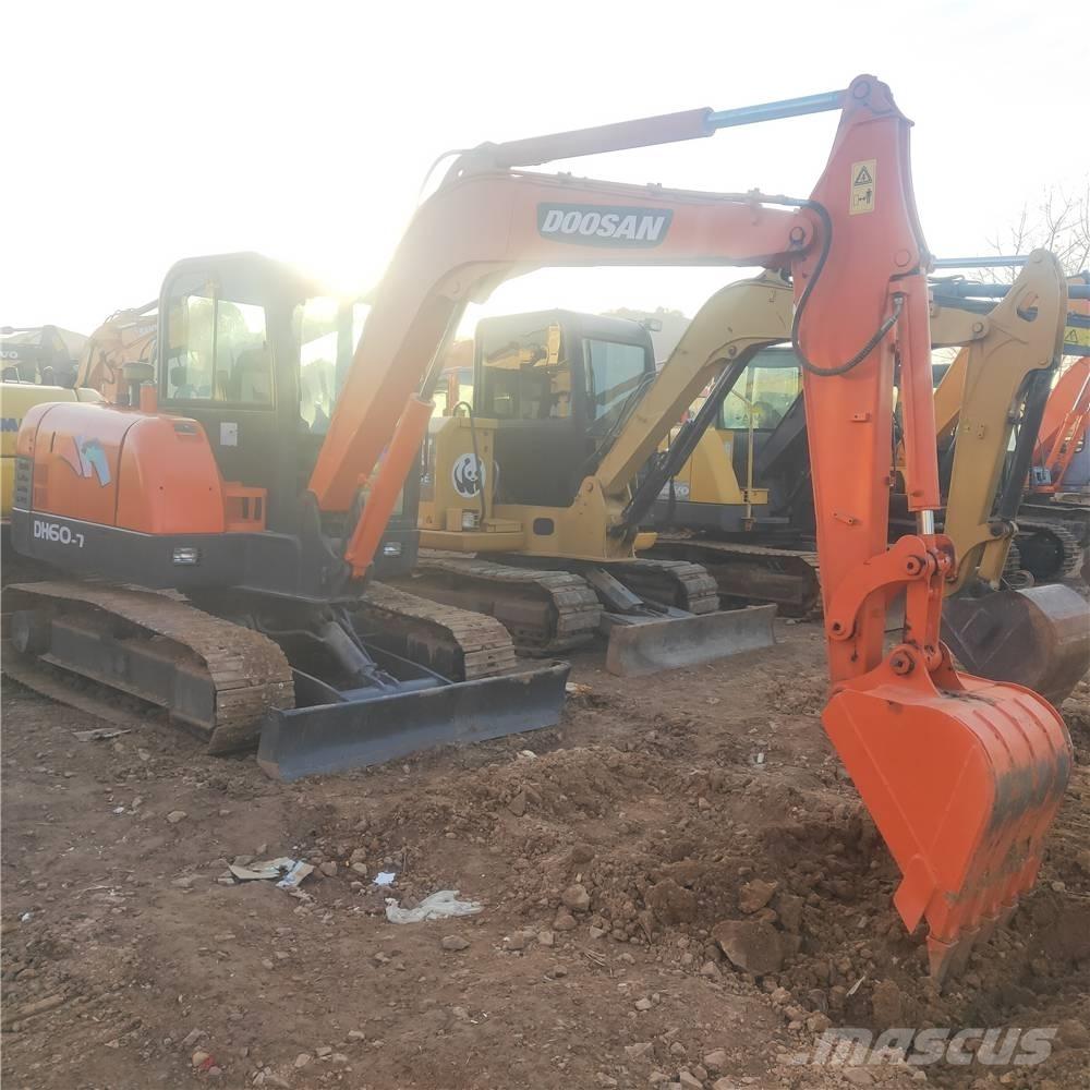 Doosan DH60-7 Mini excavators < 7t