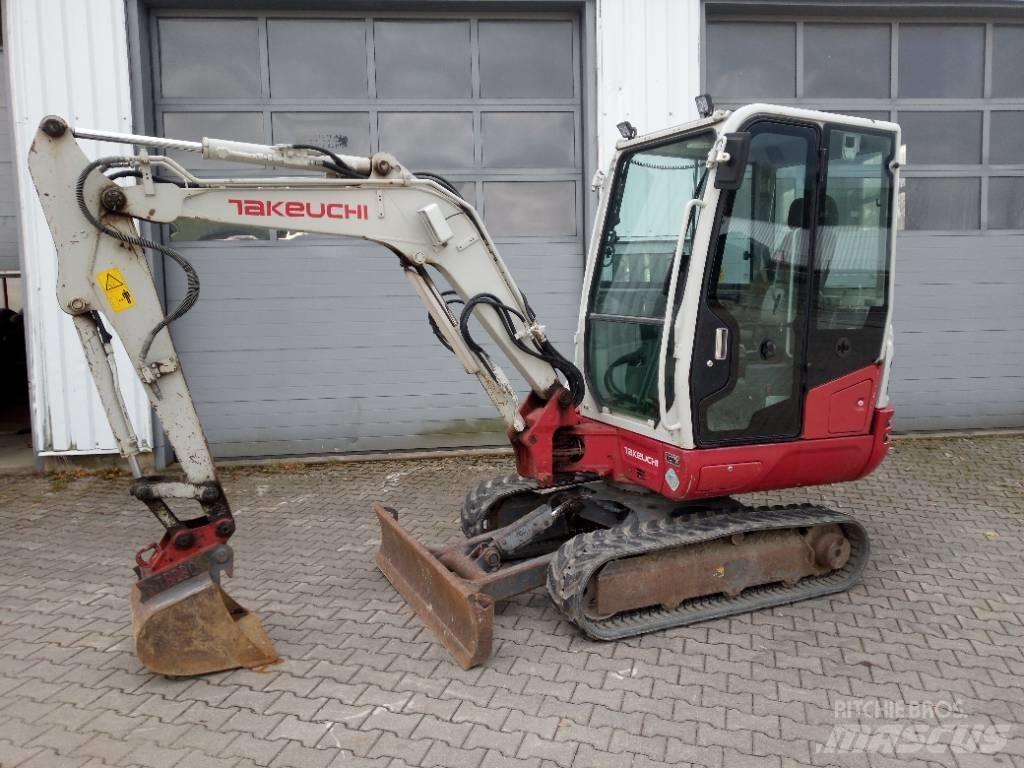 Takeuchi TB 230 Mini excavators < 7t