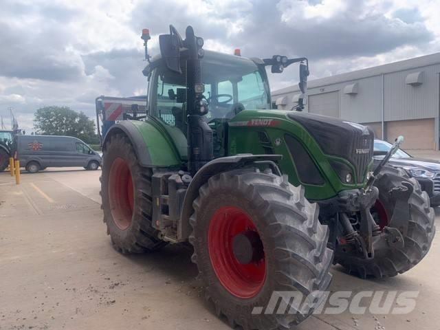 Fendt 720 Vario Tractors