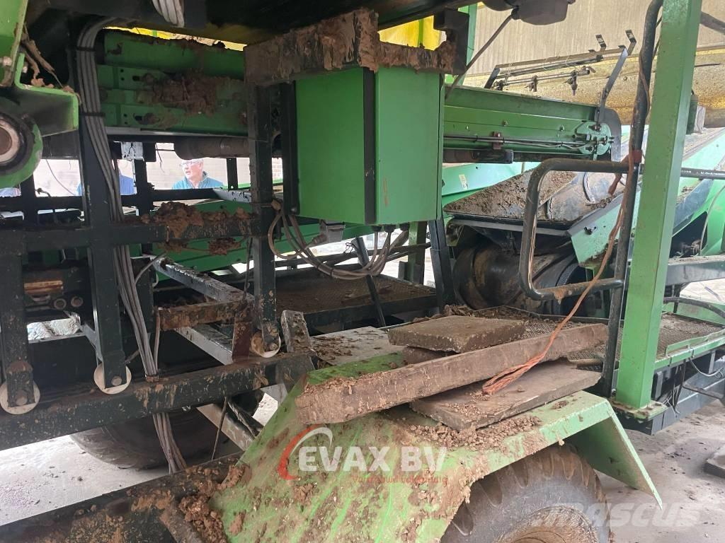 Miedema MHC241 ML Hoppers