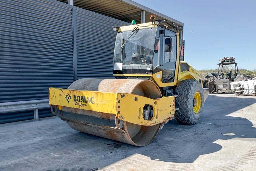 Bomag BW 213 D-5 Single drum rollers