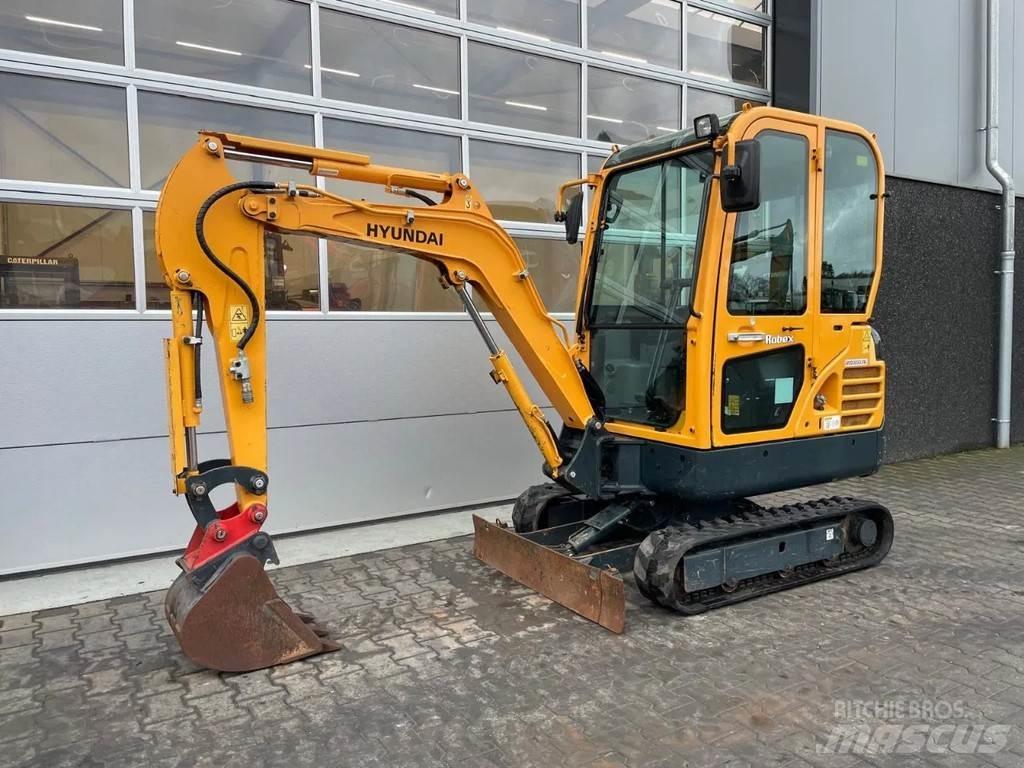 Hyundai Robex18 Mini excavators < 7t