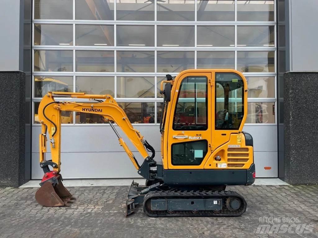 Hyundai Robex18 Mini excavators < 7t