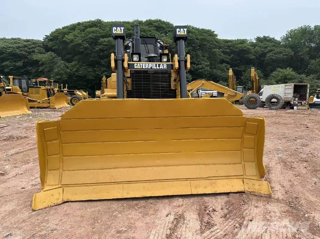 CAT D 8 R Crawler dozers