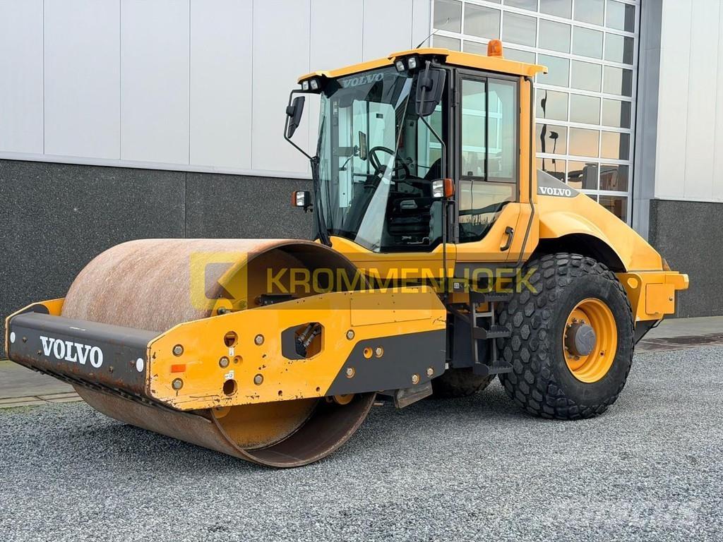 Volvo SD 135 B Vibrator compactors