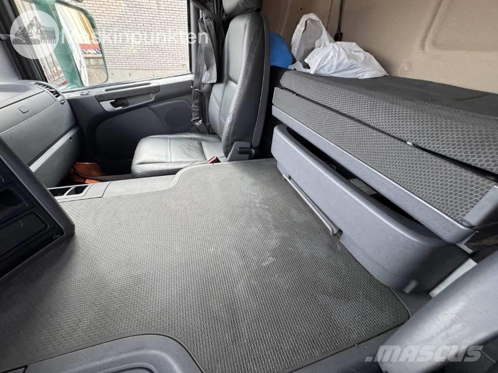 Scania P 320 Van Body Trucks